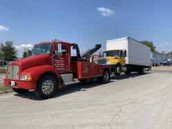 box truck towing services in Arlington, Texas